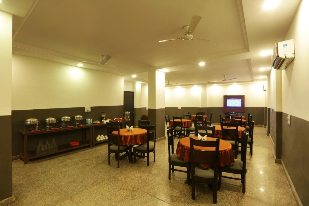 Hotel Airport Star Nowe Delhi Zewnętrze zdjęcie